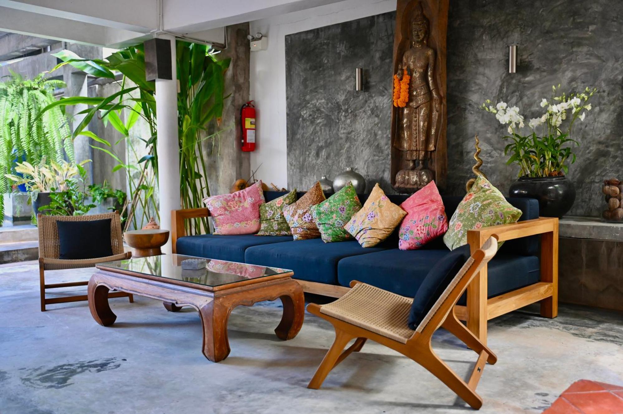 Papacrab Boutique Guesthouse Kamala Beach Exteriör bild